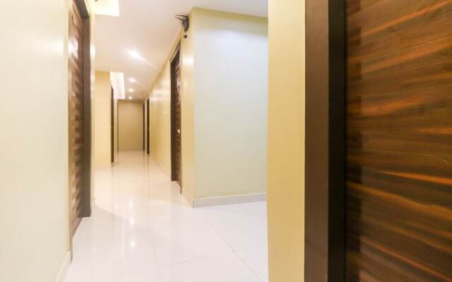 Capital O 30380 Kiaara Stay