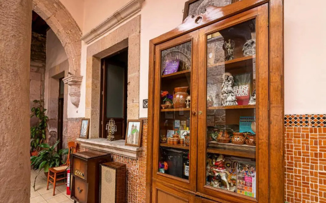 Hotel Cantera Rosa