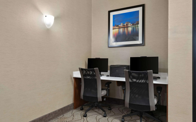 Comfort Suites Hummelstown - Hershey