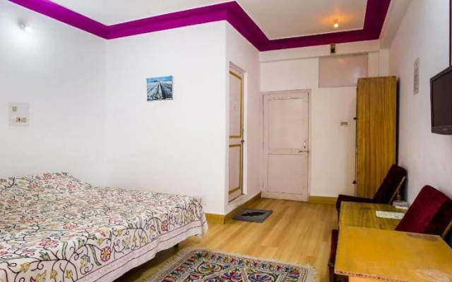 Pawan Guest House