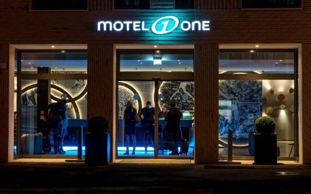 Motel One Munich - Olympia Gate