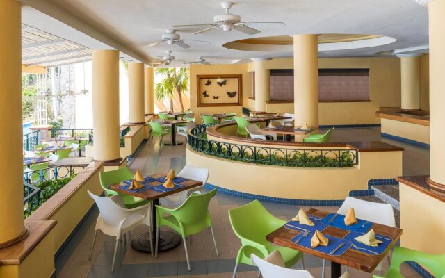 Camino Real Acapulco Diamante