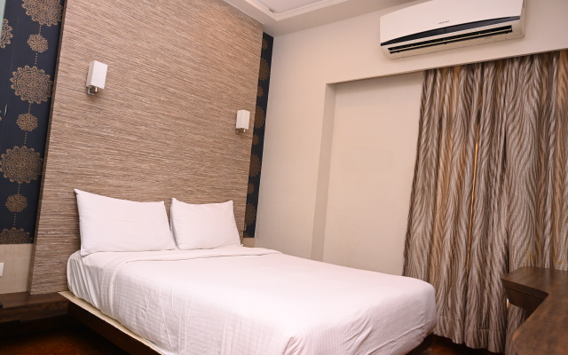 Hotel Center Point