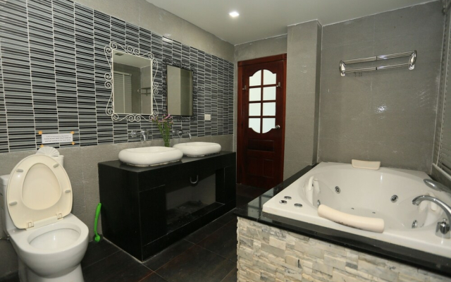 Patong Seaview Pool Villa 3 bedroom