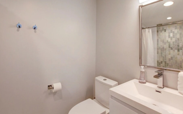 2 bedroom, Woodside Avenue