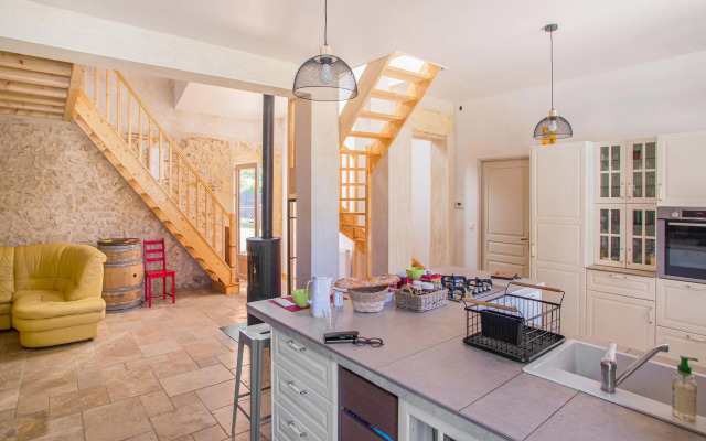 Cozy Bergerac Haven w/ Pool