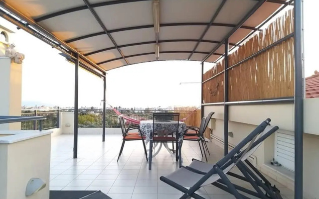 New independent loft, 360⁰ view, 5' beach/center