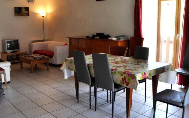 Gîte La Terrasse-sur-Dorlay, 6 pièces, 13 personnes - FR-1-496-72