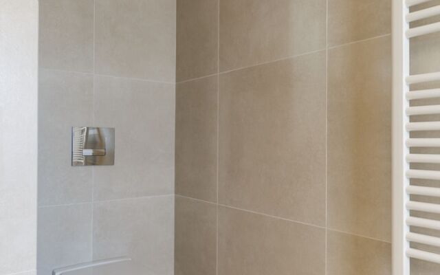 Upstreet Spacious 2bd Apt Acropolis Museum