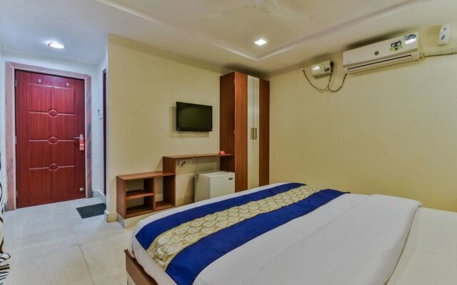 Hotel Murud Beach Home