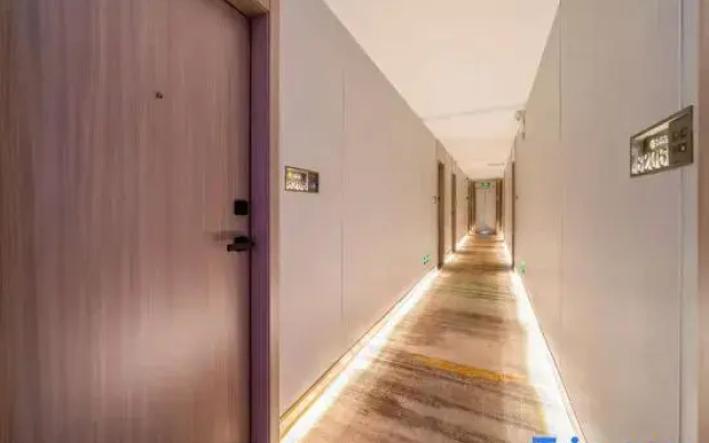 Tianyue Hotel (Songtao Shichang Plaza)