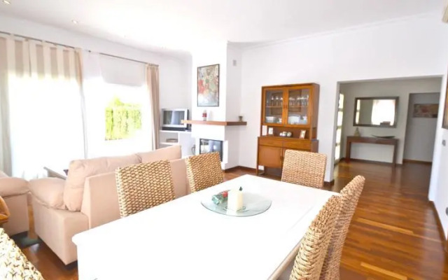 Villa Tolleric