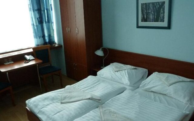 Hotel Jurki Dom