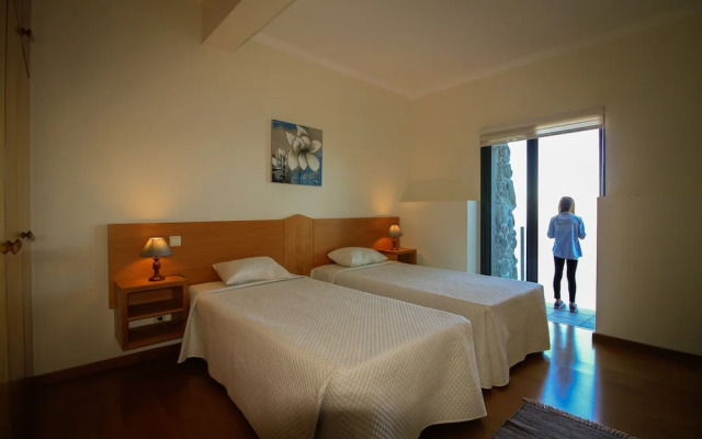 Paradise Ocean View by Analodges