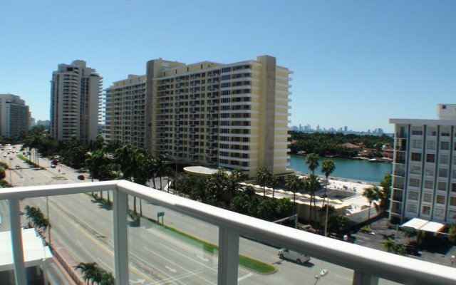 Pavillon 2 Br Condo With Terrace On Miami Beach Rsm 42058