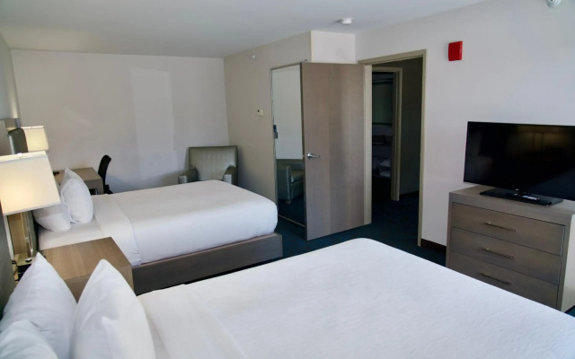 La Quinta Inn & Suites by Wyndham St. Paul-Woodbury