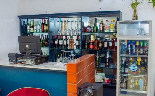 Appleville Suites
