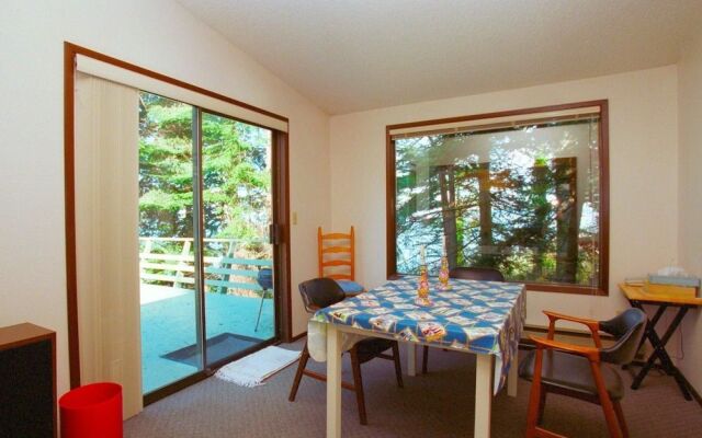 Mutiny Bay Waterfront House