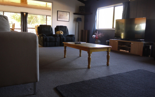 Manowhenua Lodge - Hostel