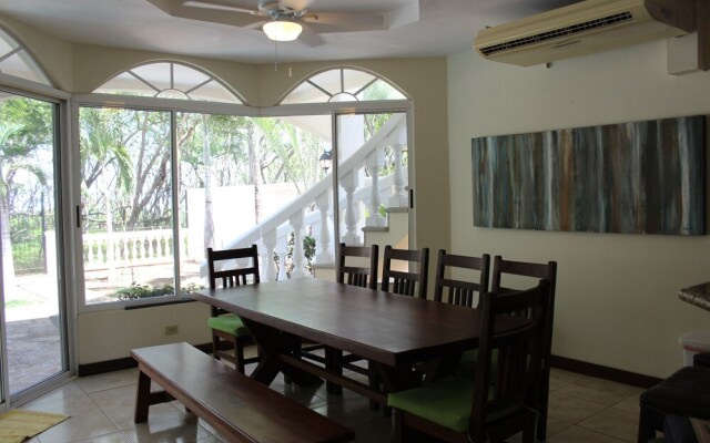 Beachfront Houses for Rent