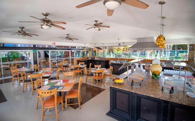 Araiza Palmira Hotel