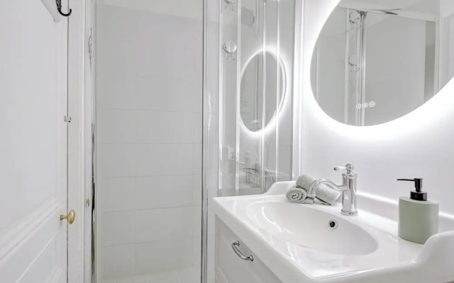 Elegant Studio Near Jardin du Luxembourg
