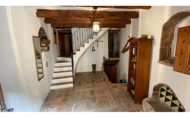 Casa Cervera Del Maestre