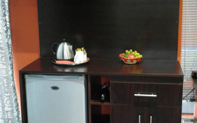 Redsquare Home
