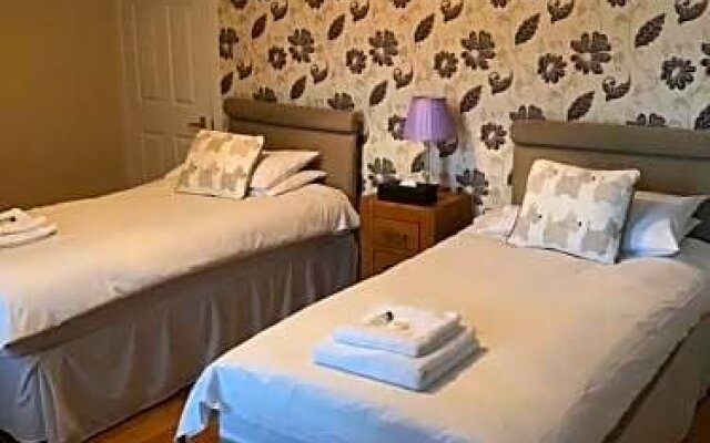 The Crown Hotel