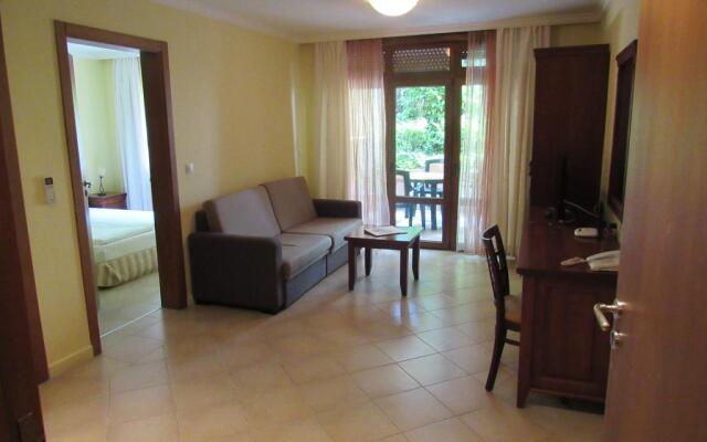 Santa Marina Holiday Village