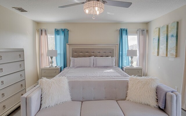 115ep- West Haven 5 Bedroom Home by RedAwning