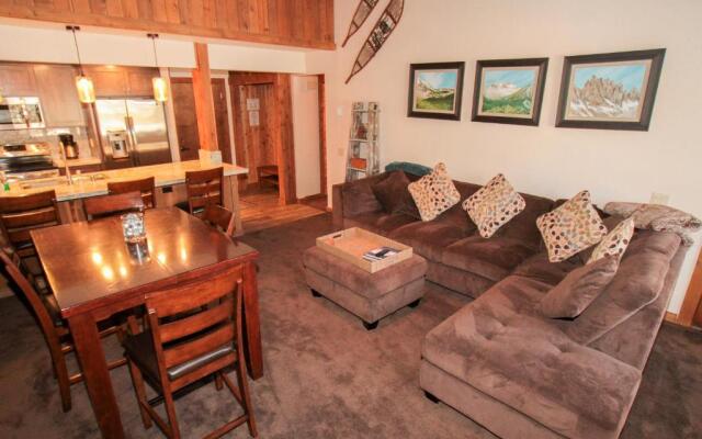 Mountainback #56, Loft