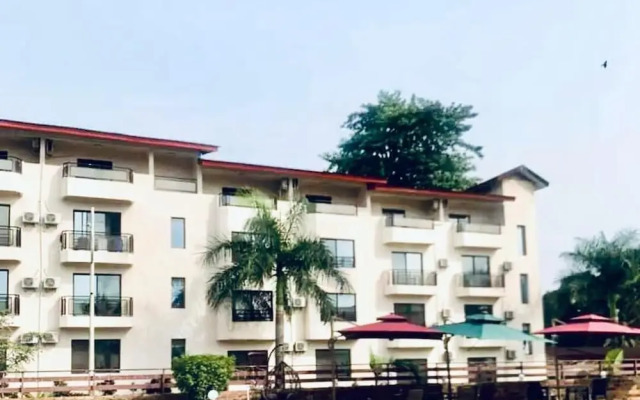 Colony Club Resort & Casino (The old Palm Spring Resort)