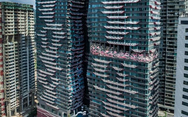 Arte Plus KLCC by DreamScape