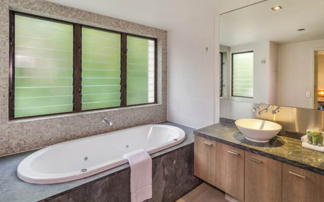 Luxury Private Apartments at Sea Temple
