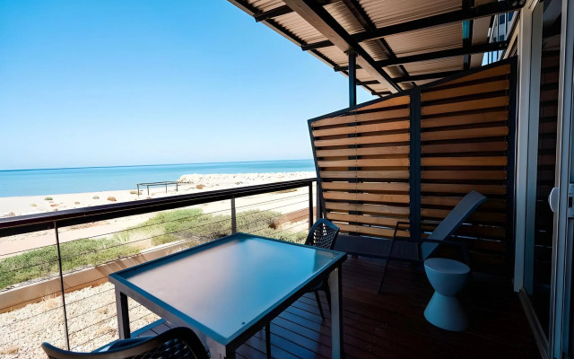 Mantarays Ningaloo Beach Resort