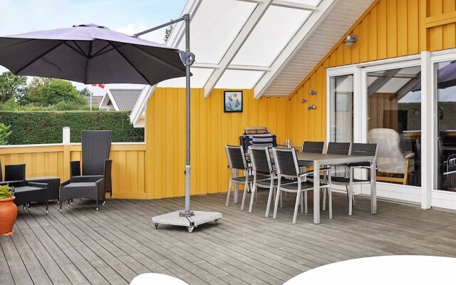 Serene Holiday Home in Juelsminde near Sea