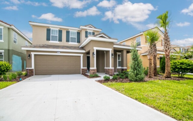 The Ultimate 5 Bedroom 4 Bathroom Solterra