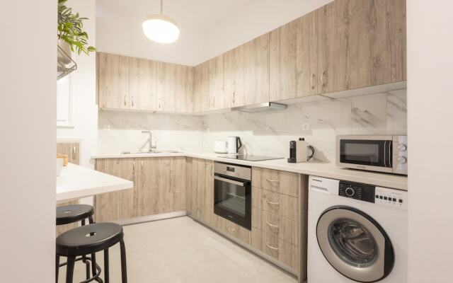 Sunlit Serenity Cozy 1bdrm Escape in Athens