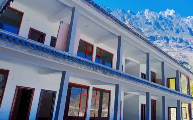 Shangri-La Tiger Leaping Gorge Taoyuan Inn