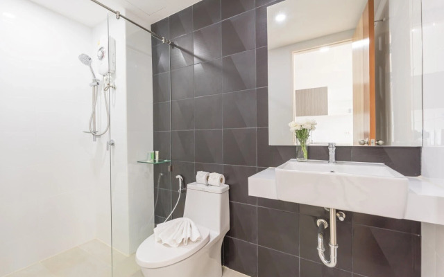 Ozone Condotel Kata by RESAVA