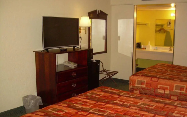 83 Motel
