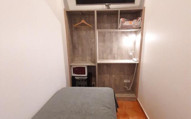 Hostal Las Fuentes - Adults Only