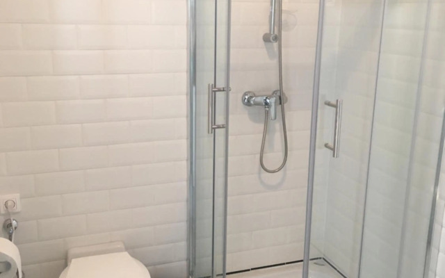 Alma's Romantic Getaway