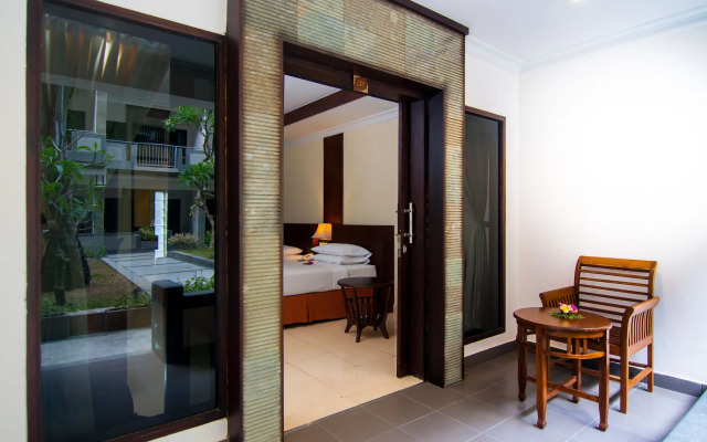 Champlung Mas Hotel Legian