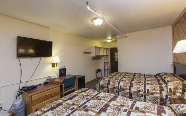 Hibernation House 222 1 Bedroom Hotel Room