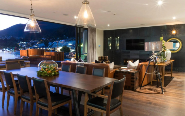 Eichardt's Private Hotel