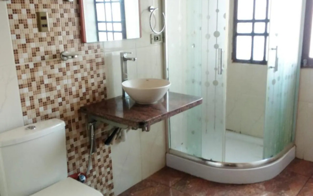 Residencial Moroni - Alojamiento en Cochabamba