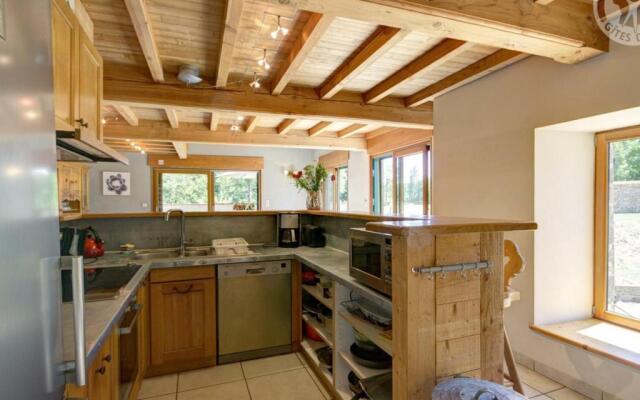 Gîte Croizet-sur-Gand, 7 pièces, 12 personnes - FR-1-496-25