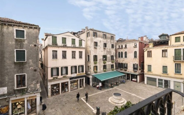 Sant'Aponal Prestige